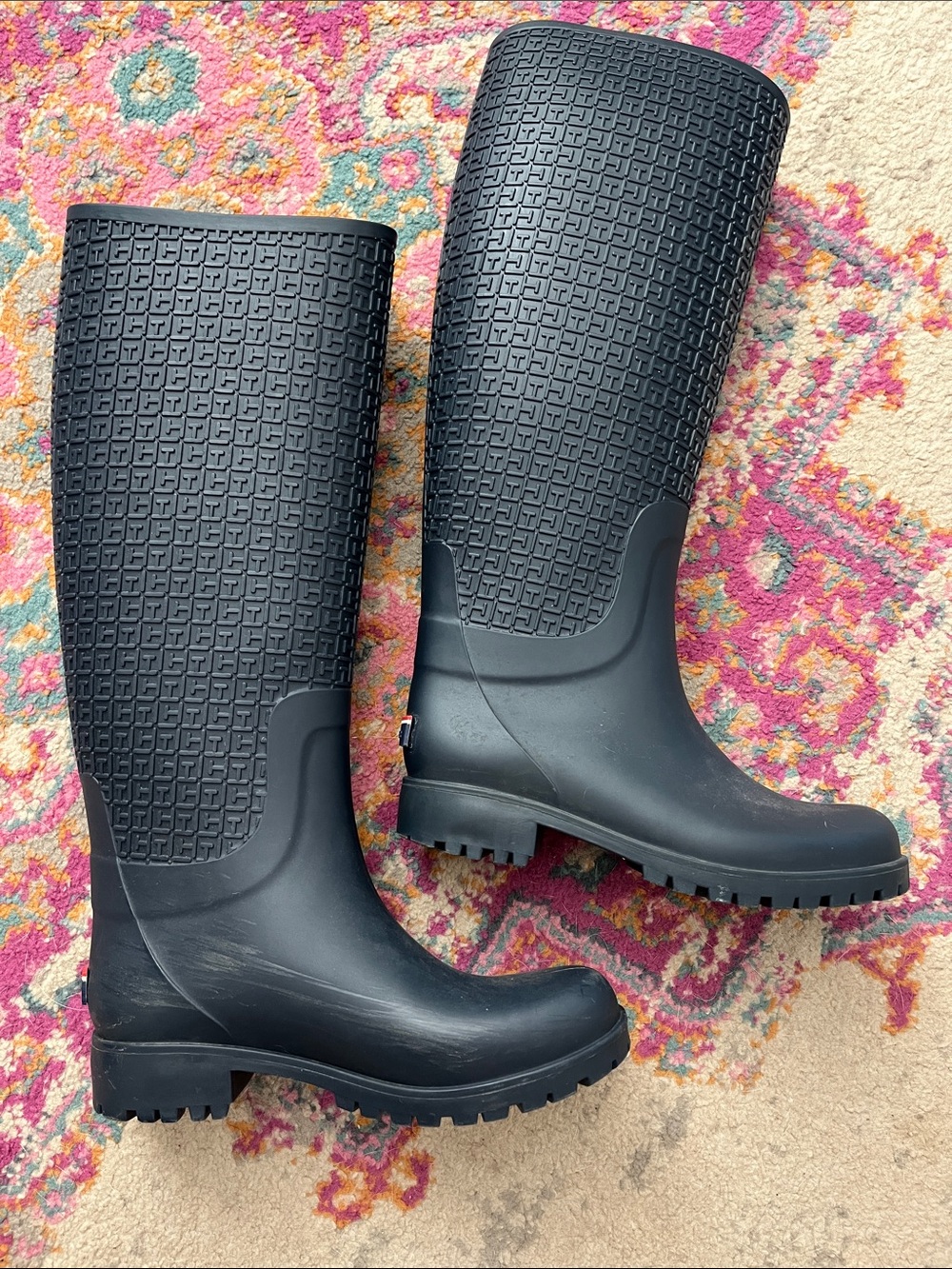 Tommy Hilfiger Navy Monogram Embossed Waterproof Rain Boots Size 6